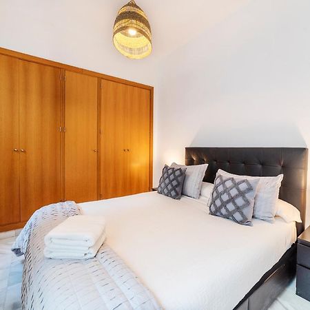 Alohamundi Velarde II Apartment Севиля Екстериор снимка